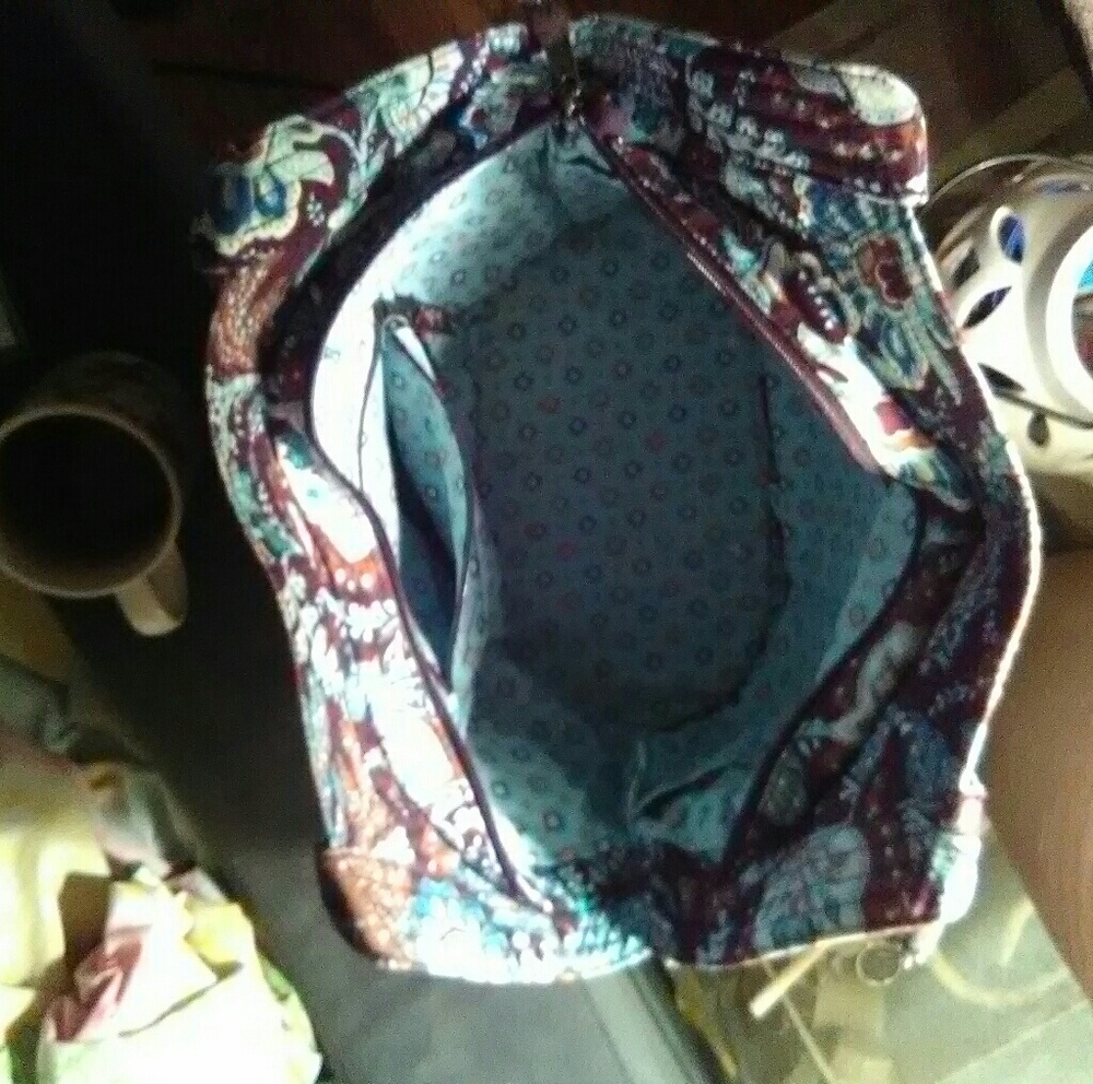 Vera Bradley Tote - Picture 3 of 5